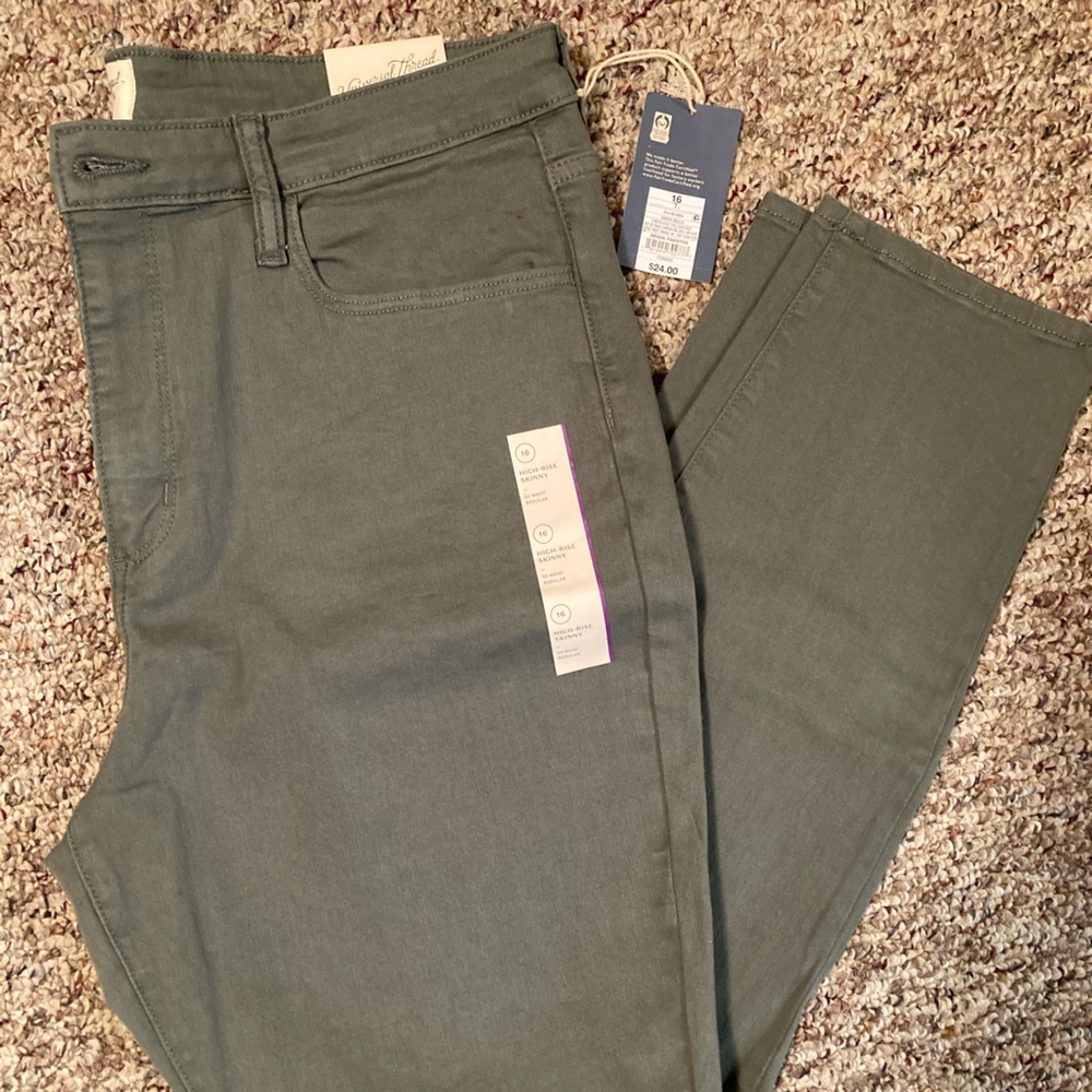 Universal Thread High Rise Skinny pants 16 33R
